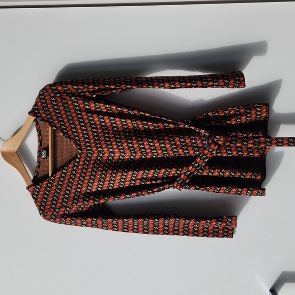 Vintage Tops - Vintage Unique Argyle Belted Knit Top